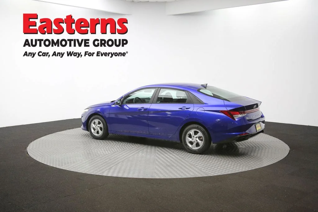 Used 2023 Blue Hyundai SE image 61