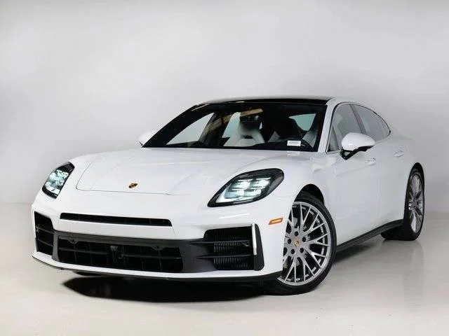 2025 Porsche Panamera Base