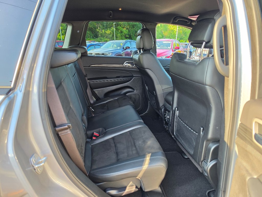 Used 2021 Billet Silver Metallic Clear Coat Jeep Laredo X image 28