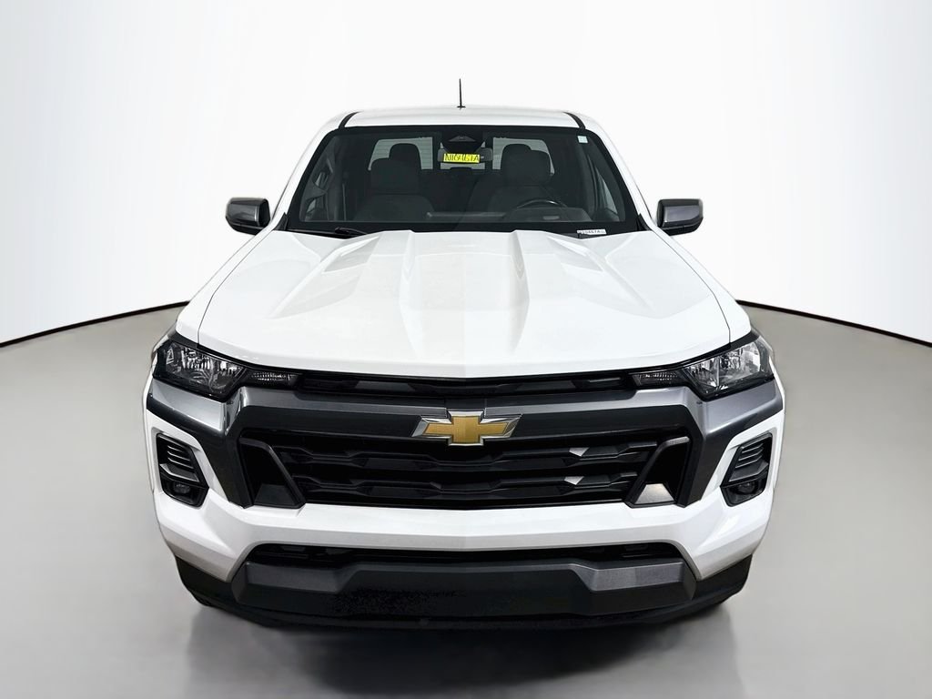 Used 2023 Summit White Chevrolet 2WD LT image 2