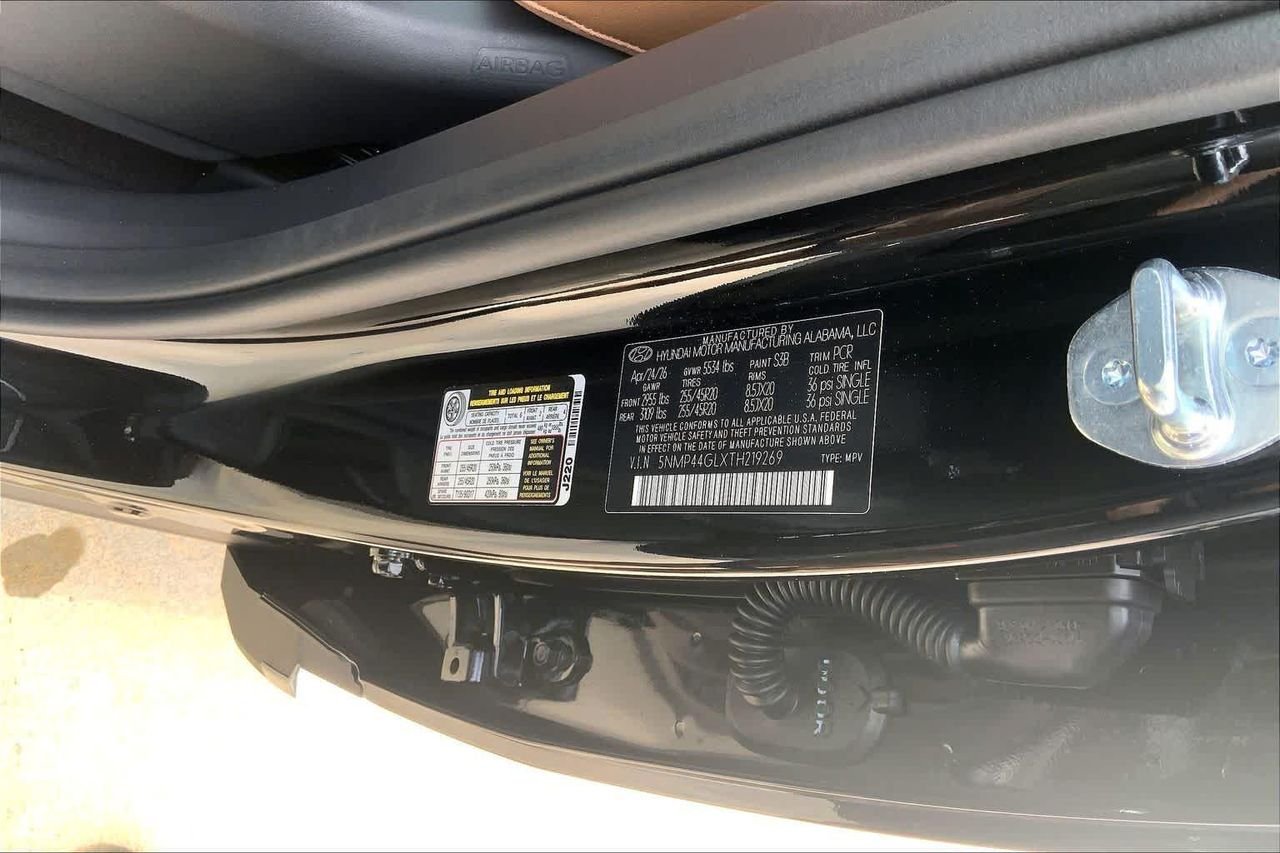 New 2026 Phantom Black Hyundai Limited FWD image 19
