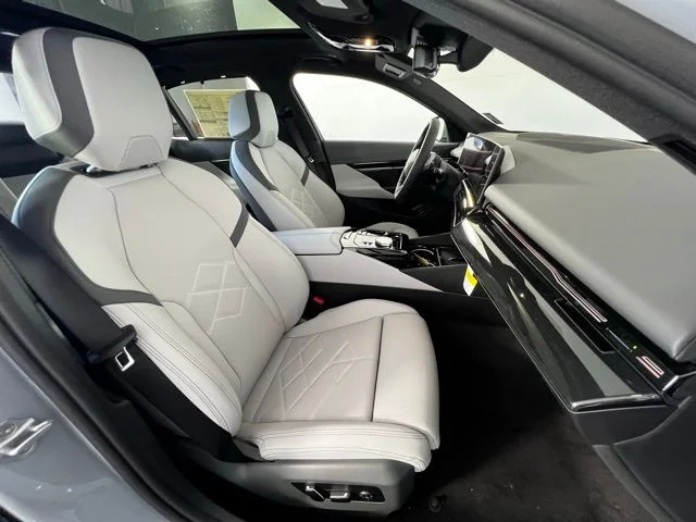 2026 BMW 5 Series 530i - Photo 40
