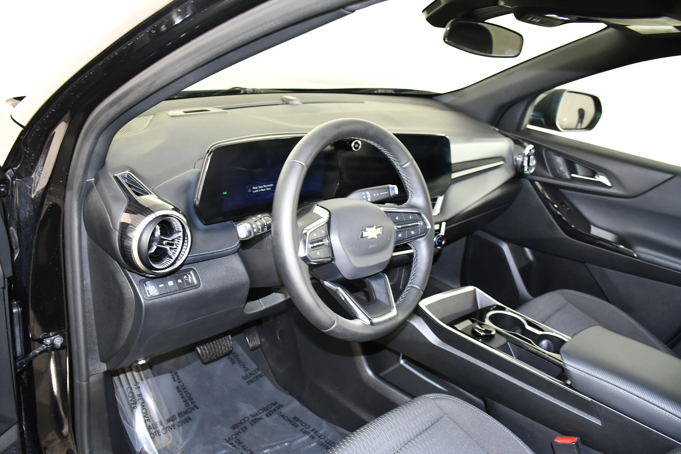 Used 2026 Mosaic Black Metallic Chevrolet AWD LT image 37