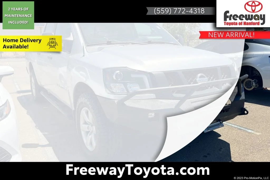 2011 Nissan Titan S 4X4 Crew Cab SWB's photo