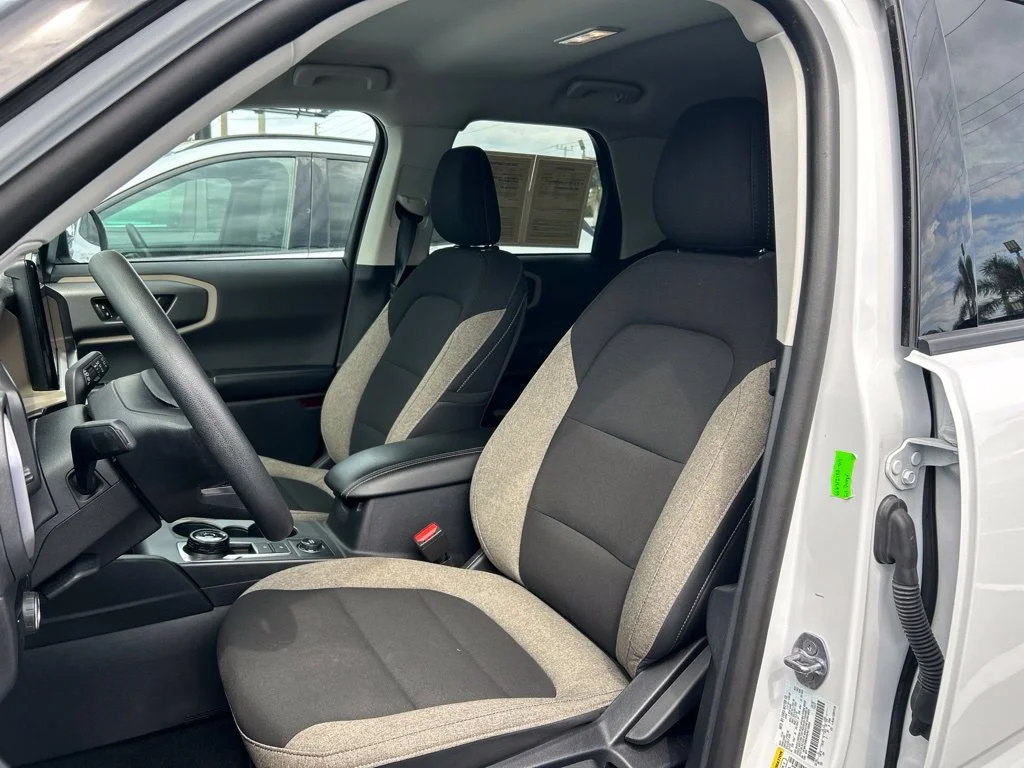 Certified Used 2025 Oxford White Ford Big Bend image 21