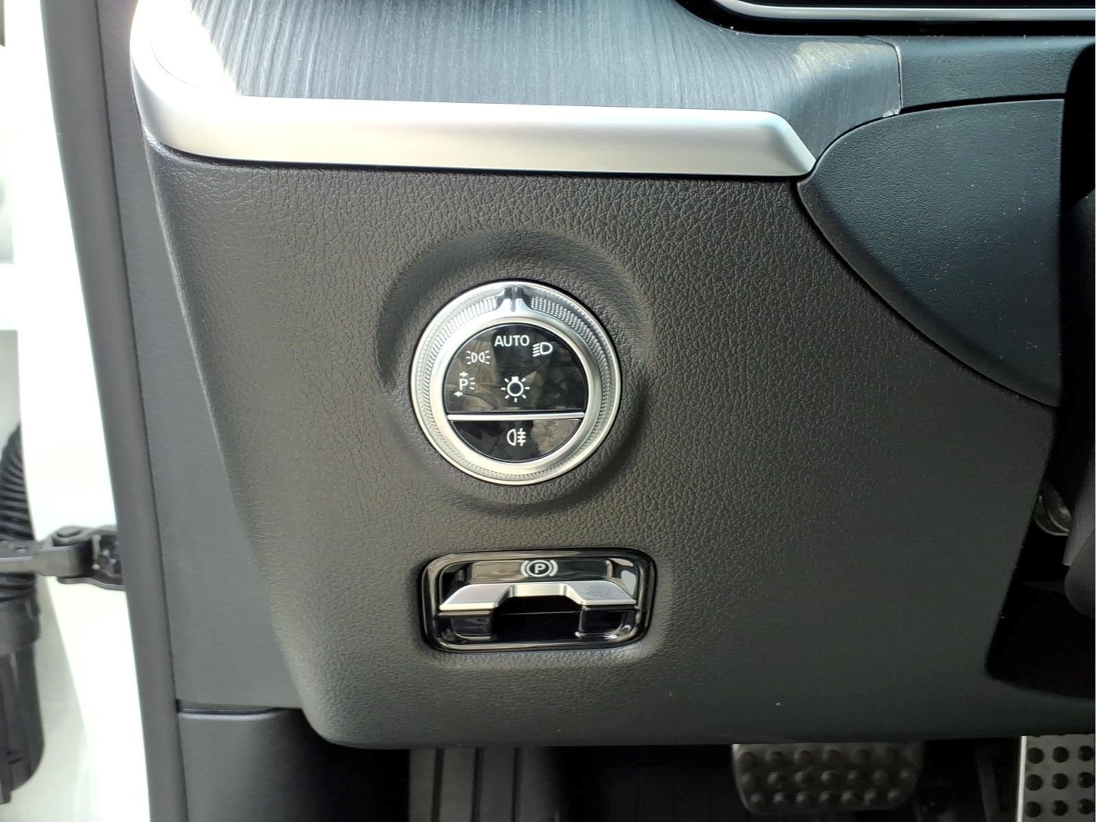 Certified Used 2023 Polar White Mercedes-Benz C 300 4MATIC® Sedan image 19