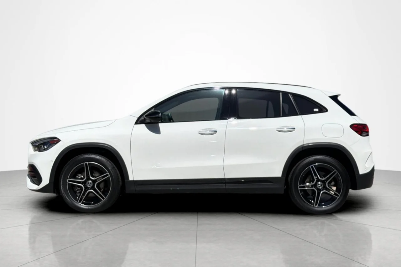 Certified Used 2023 Polar White Mercedes-Benz GLA 250 image 2