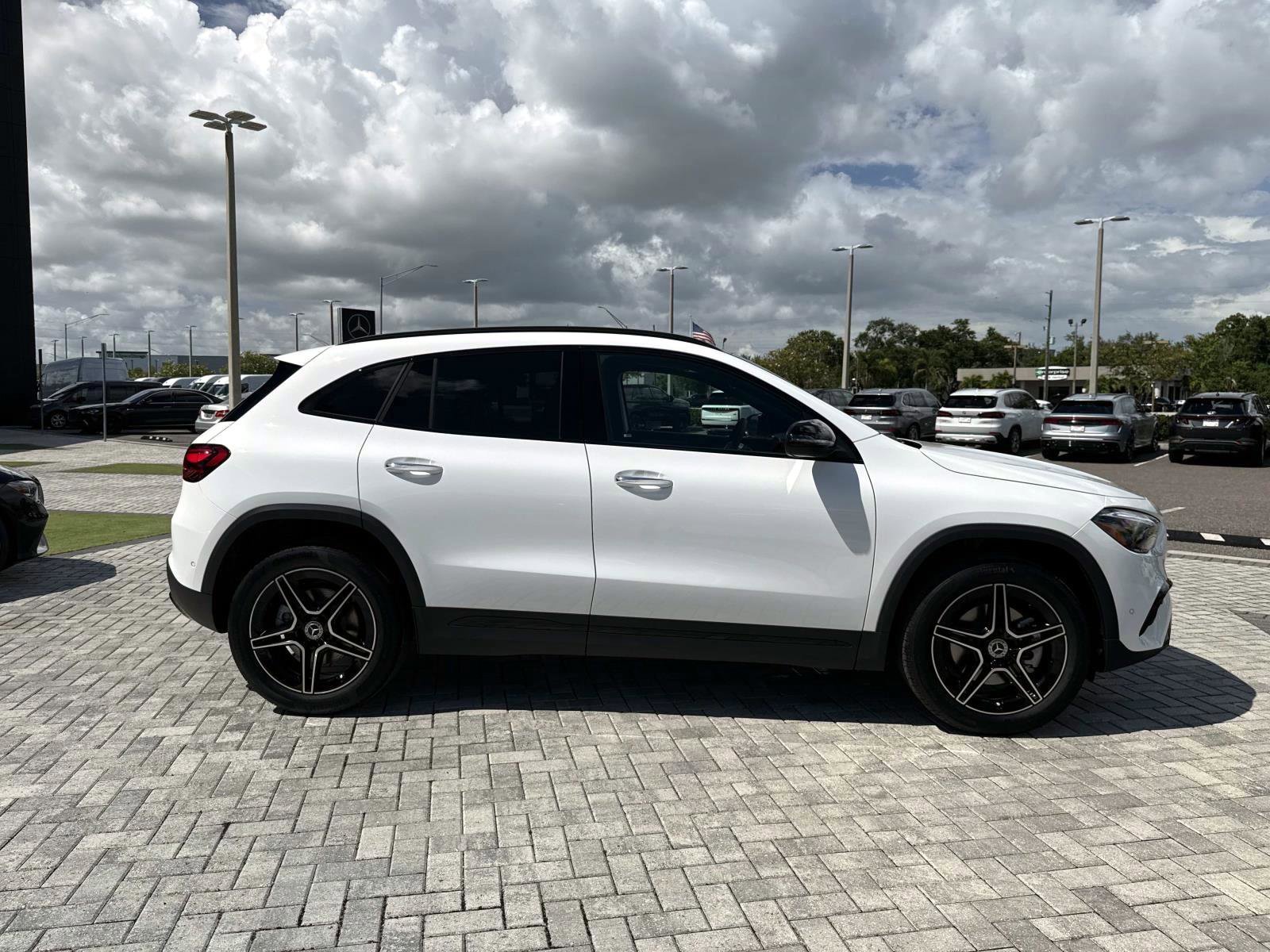 New 2026 Polar White Mercedes-Benz 250 SUV image 6