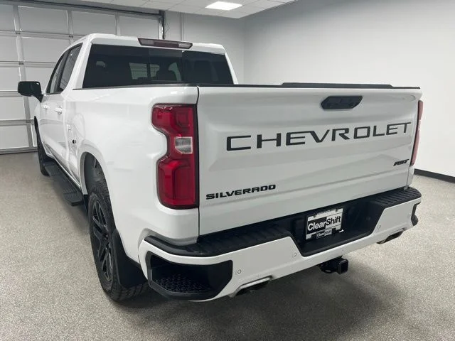 Used 2024 White Chevrolet RST image 7