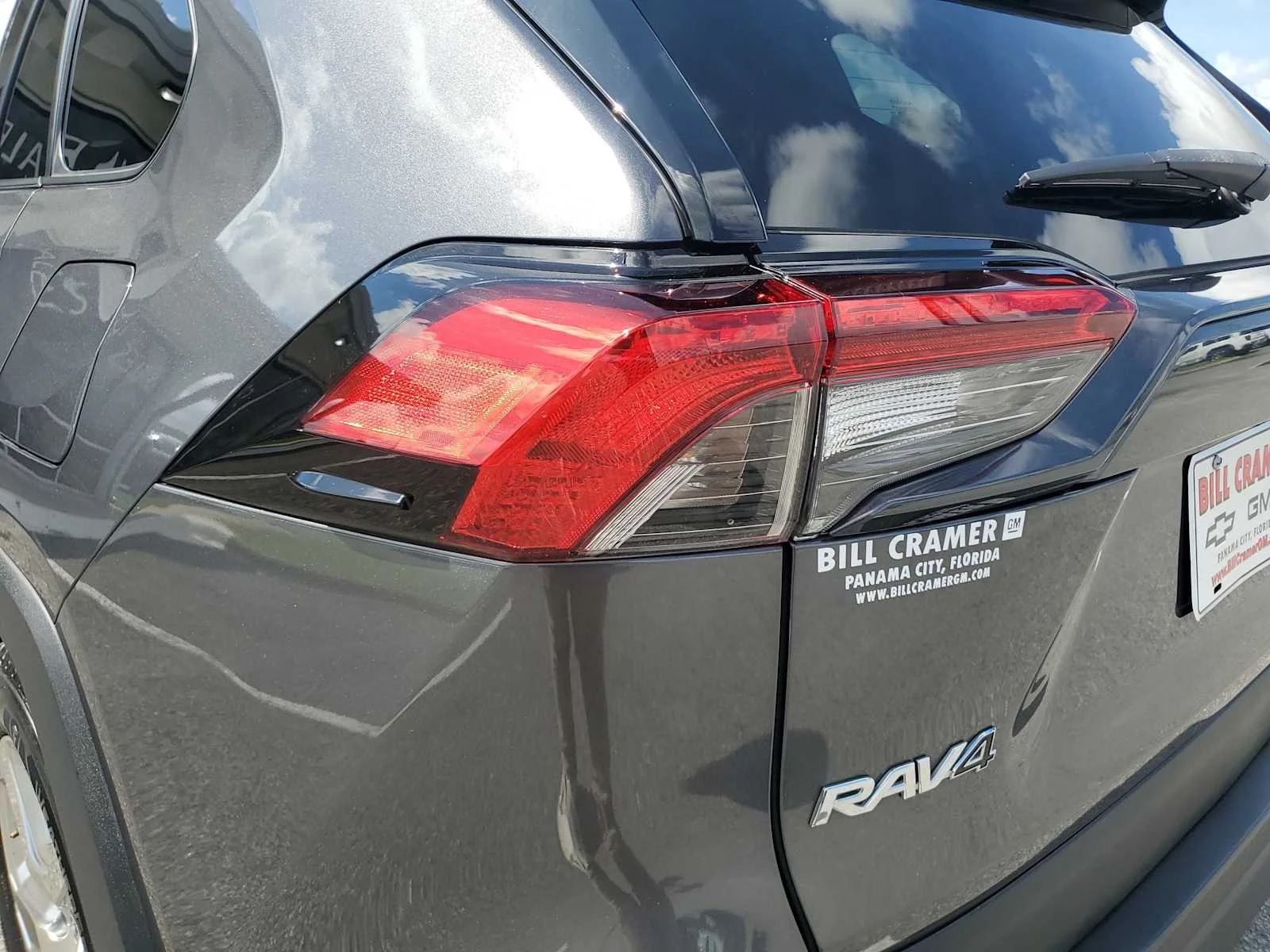Used 2021 Gray Toyota Hybrid LE image 4