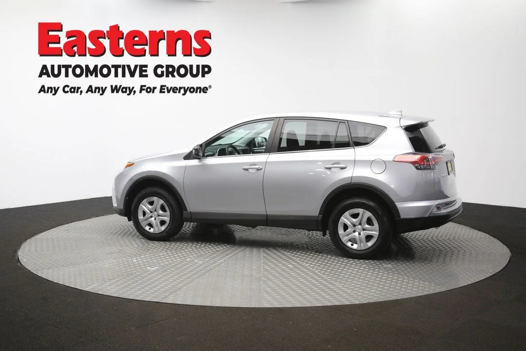 Used 2018 Silver Toyota LE image 60