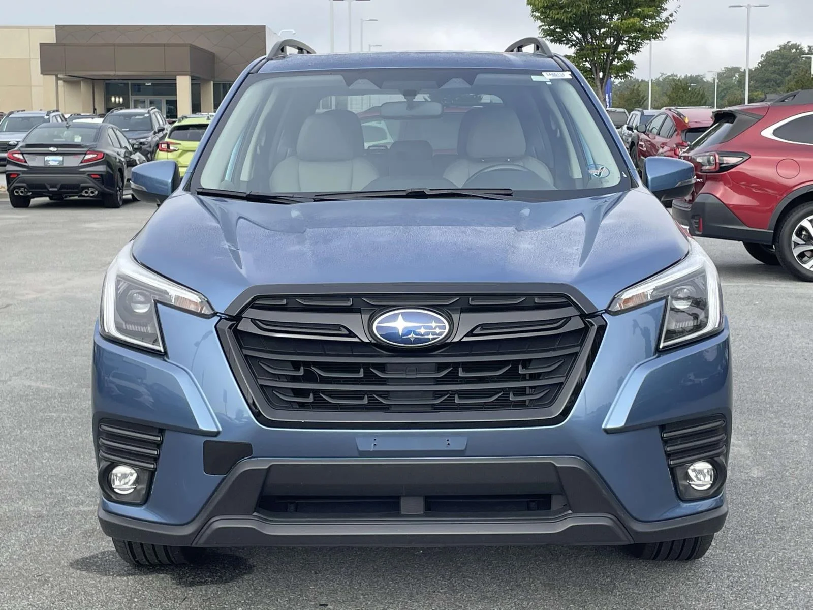 Used 2024 Horizon Blue Pearl Subaru Limited image 25