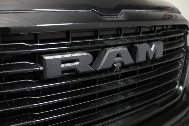 New 2026 Diamond Black Crystal Pearl-Coat Exterior Paint RAM Laramie image 27