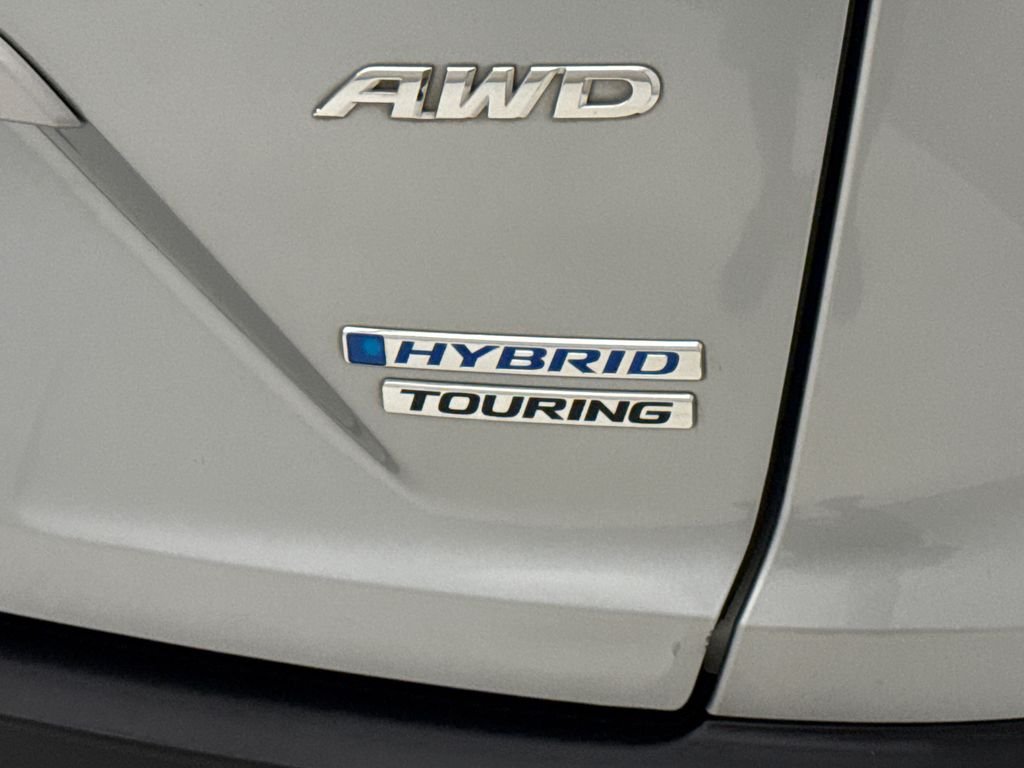 Used 2022 Modern Steel Metallic Honda Touring image 10
