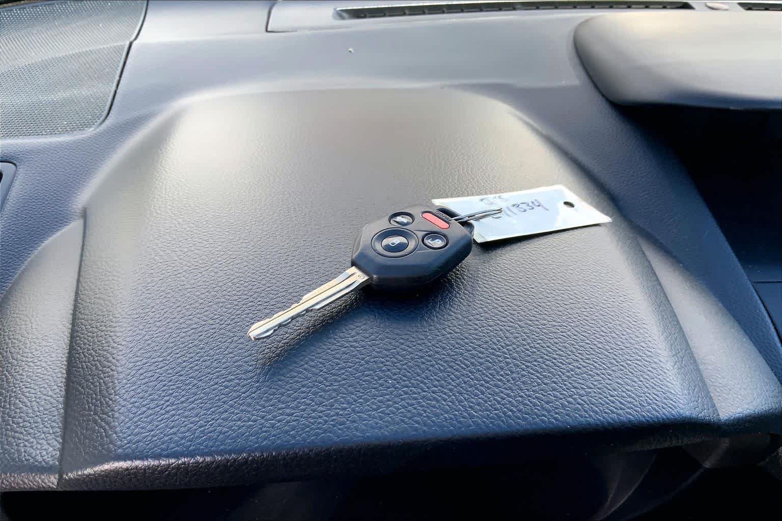 Used 2018 Ice Silver Metallic Subaru Premium image 12