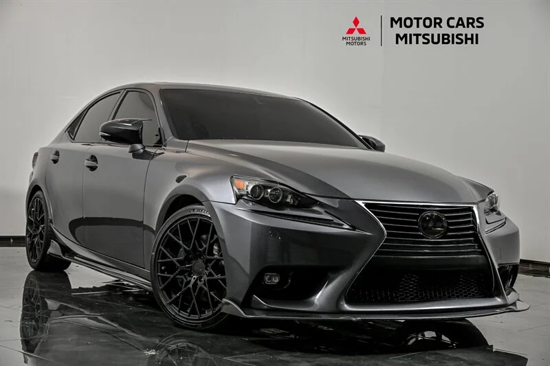 Used 2016 Nebula Gray Pearl Lexus  image 1