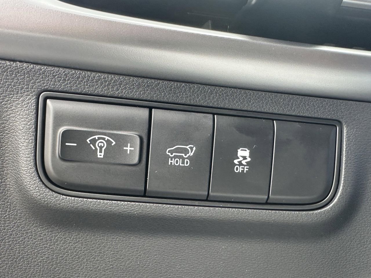 New 2026 Phantom Black Hyundai SEL image 30