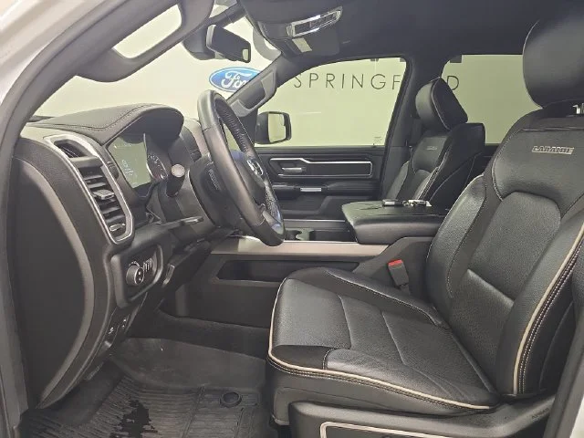 Used 2020 Bright White Clearcoat Ram Laramie image 22