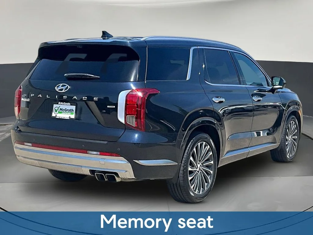 Used 2023 White Hyundai Calligraphy image 8