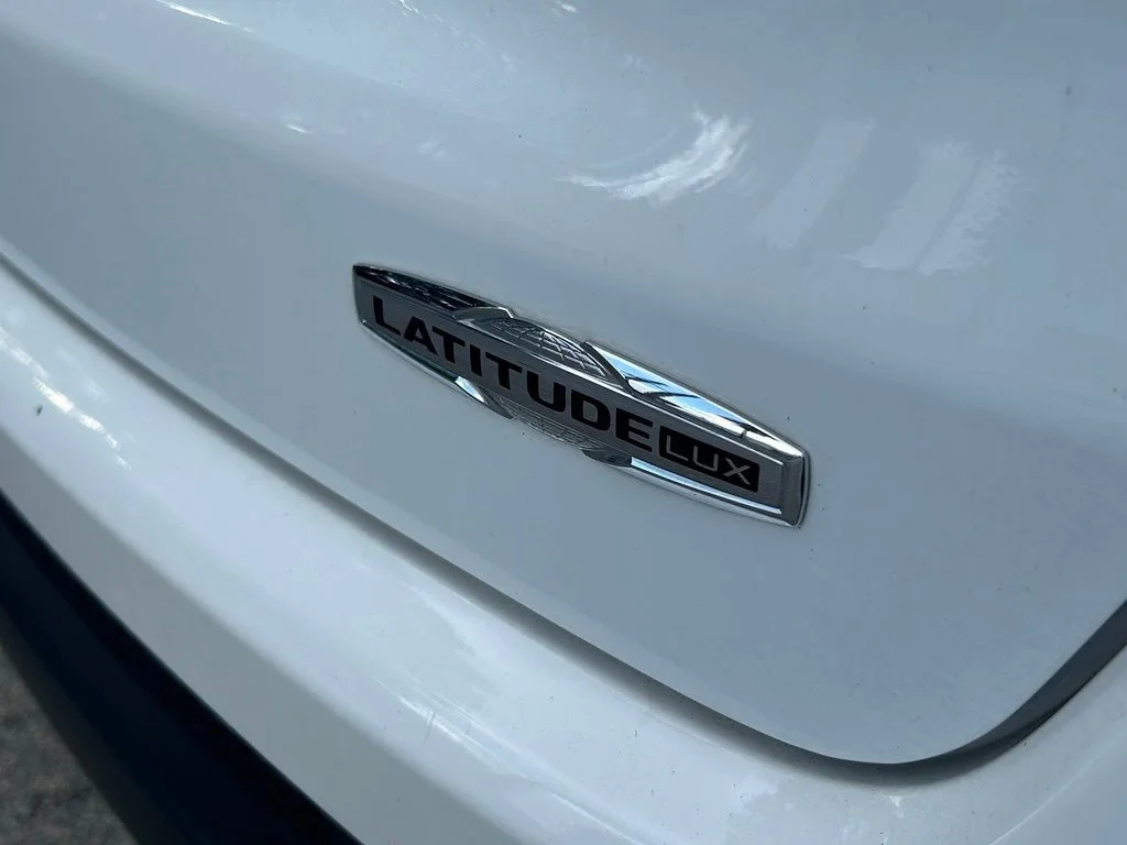 Certified Used 2024 White Jeep Latitude Lux image 43
