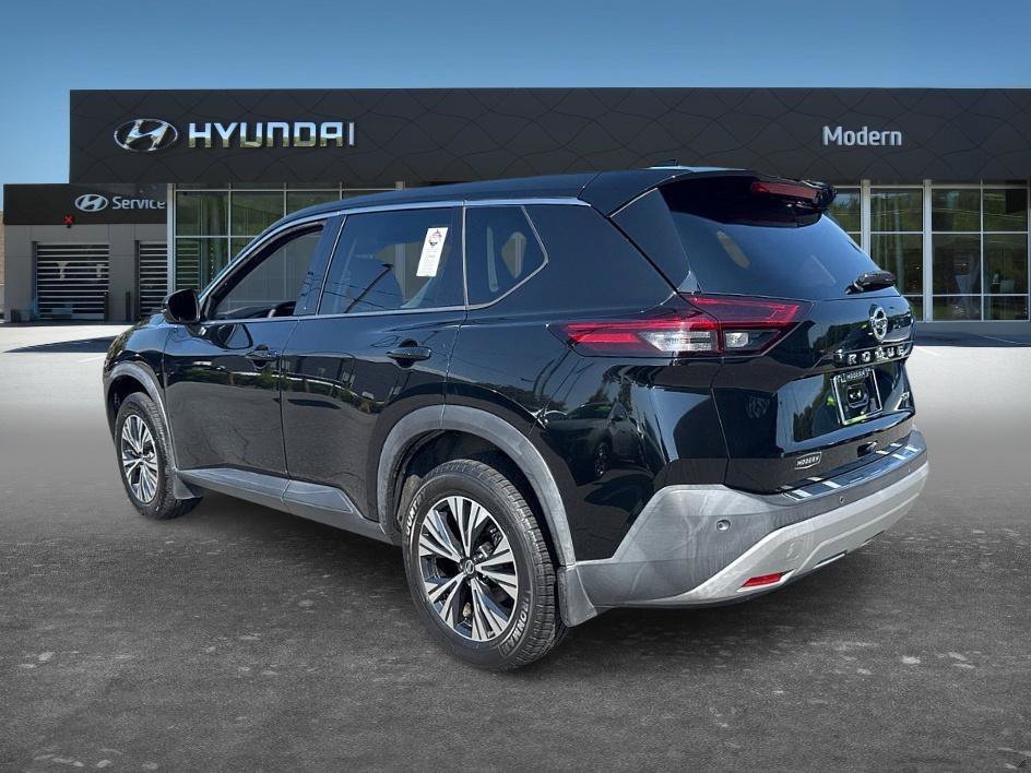 Used 2021 Super Black Nissan SV image 6