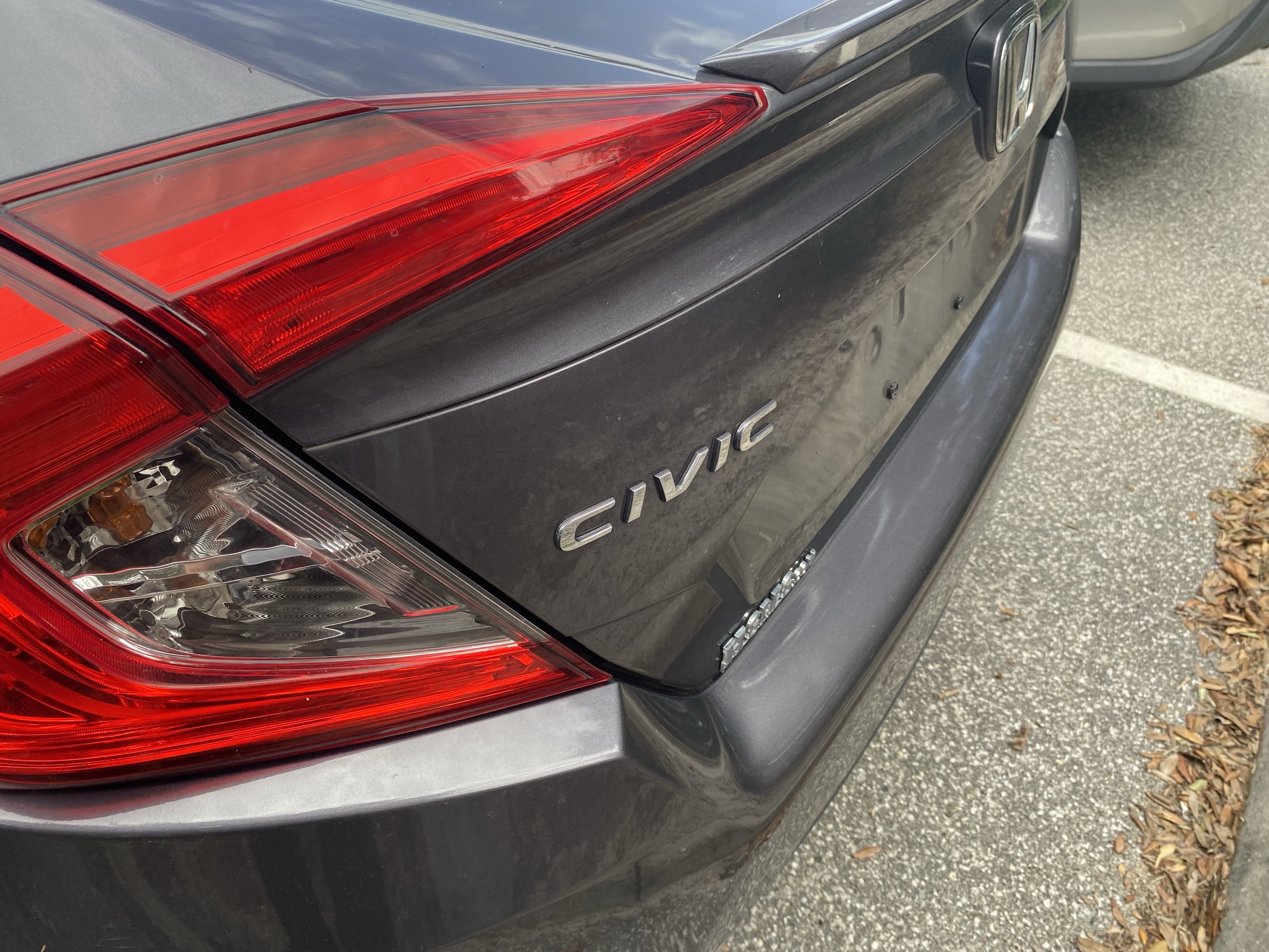 Used 2017 Modern Steel Metallic Honda EX-T image 10