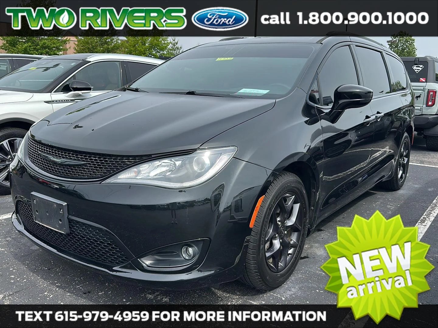 2020 Chrysler Pacifica Touring L Plus's photo