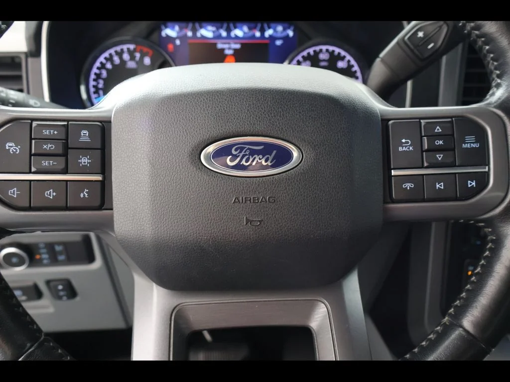 Used 2022 White Ford XLT image 19