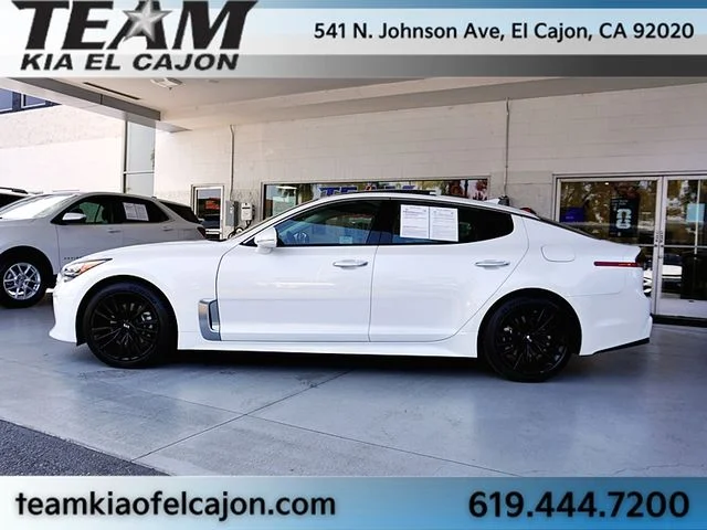 Certified Used 2018 White Kia Premium image 6