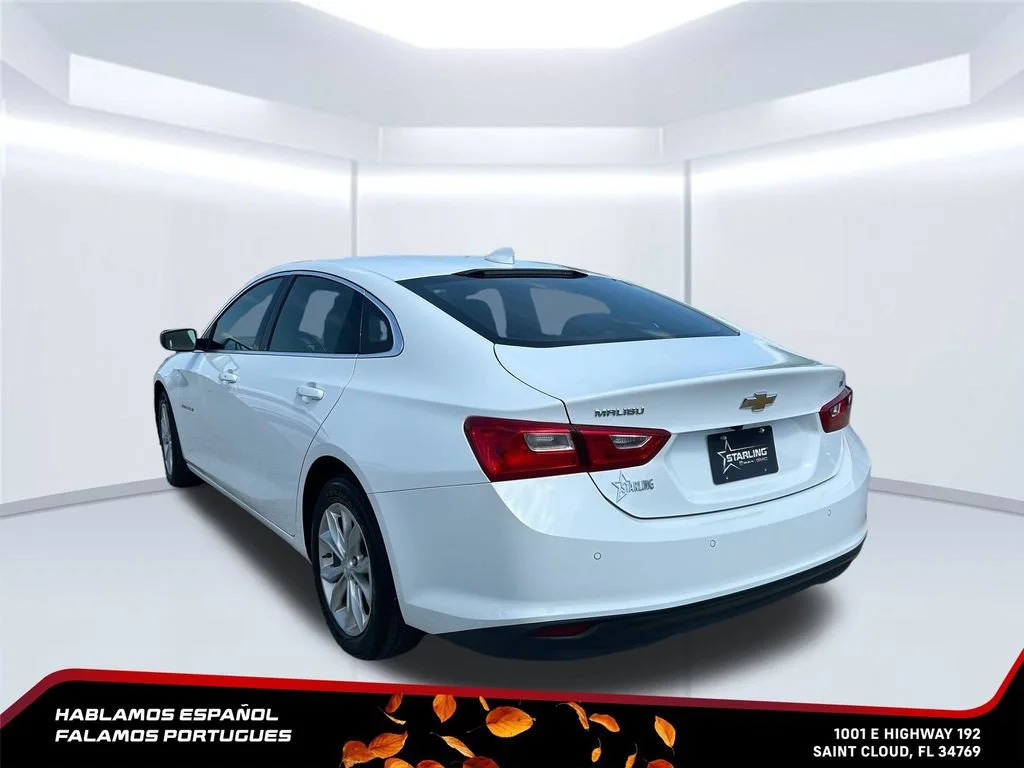 Used 2025 Summit White Chevrolet 1LT image 7