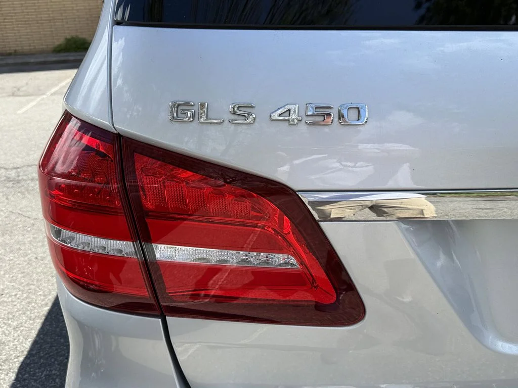 Used 2018 Tenorite Gray Metallic Mercedes-Benz GLS 450 image 34