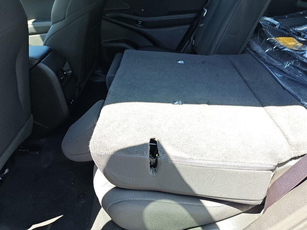 New 2026 Sting-Gray Clearcoat Jeep Laredo image 31