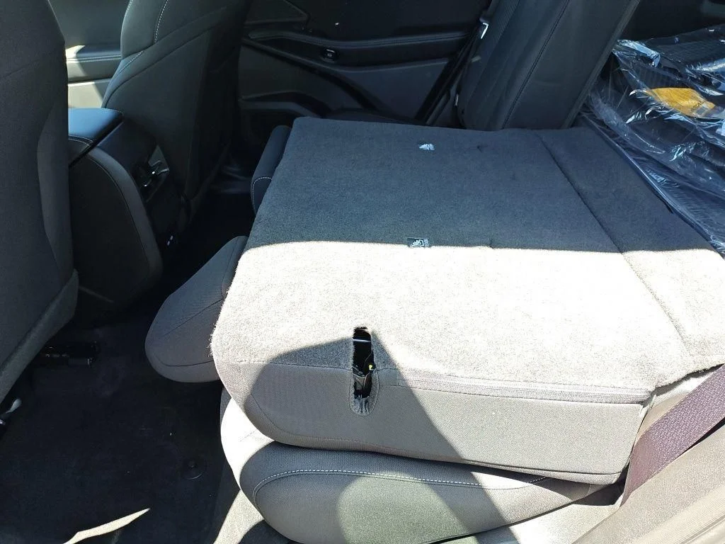 New 2026 Sting-Gray Clearcoat Jeep Laredo image 31