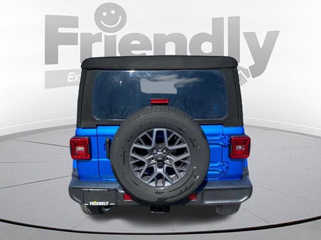 Used 2024 Blue Jeep Sahara image 6