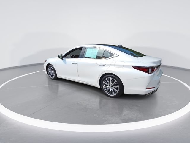 Used 2019 White Lexus 350 Luxury image 6