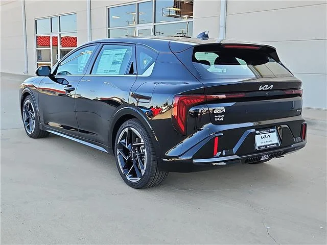 New 2026 Aurora Black KIA GT-Line (IVT) image 2