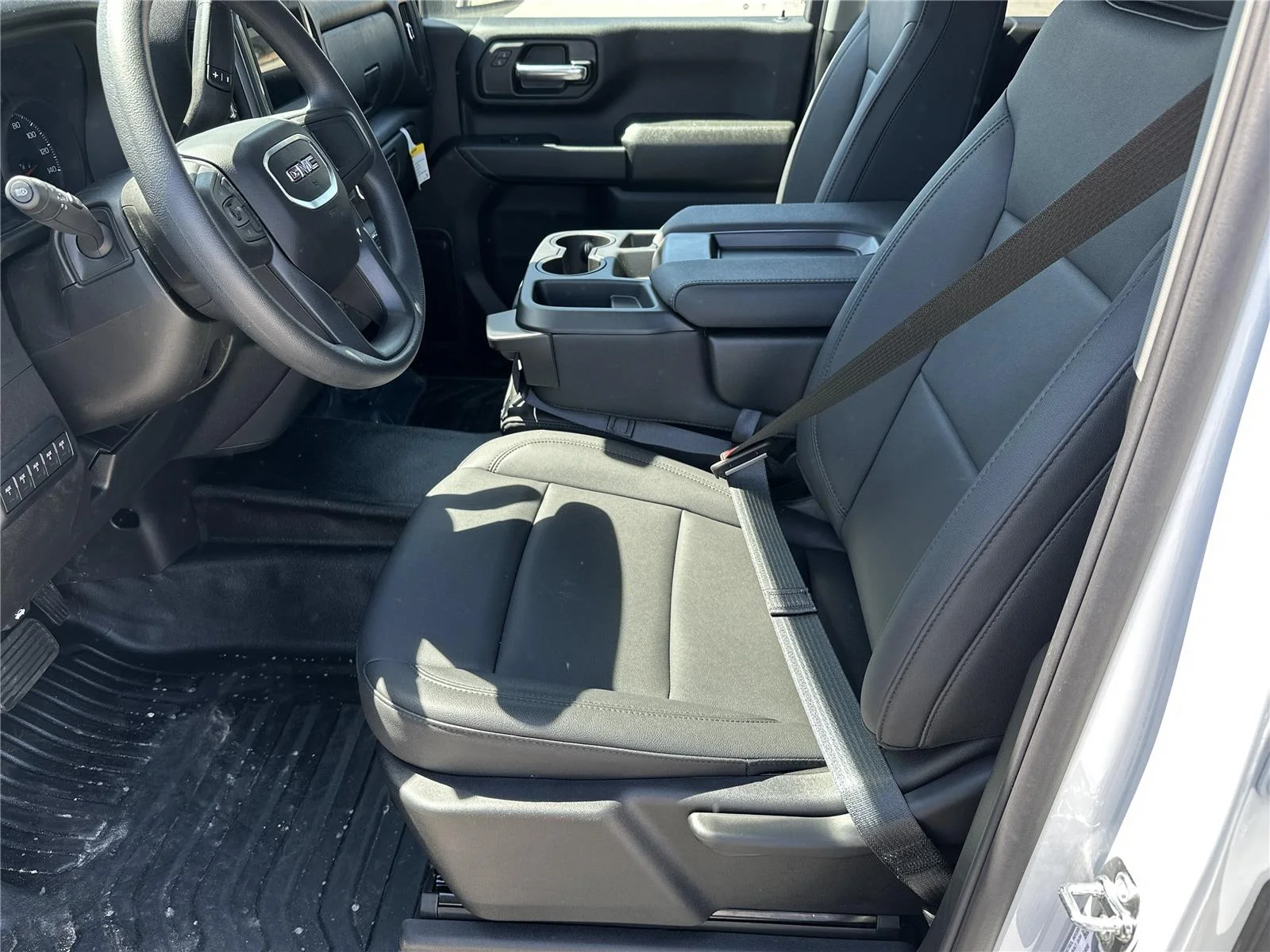 New 2025 Summit White GMC Pro image 9