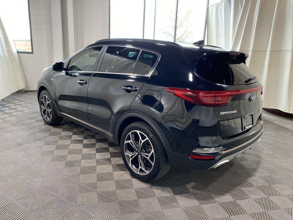 Used 2021 Black Cherry Kia SX image 7