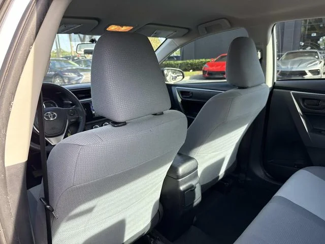 Used 2014 Silver Toyota L image 14