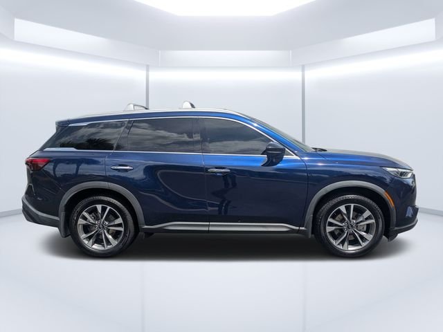 Used 2022 Blue INFINITI LUXE image 2