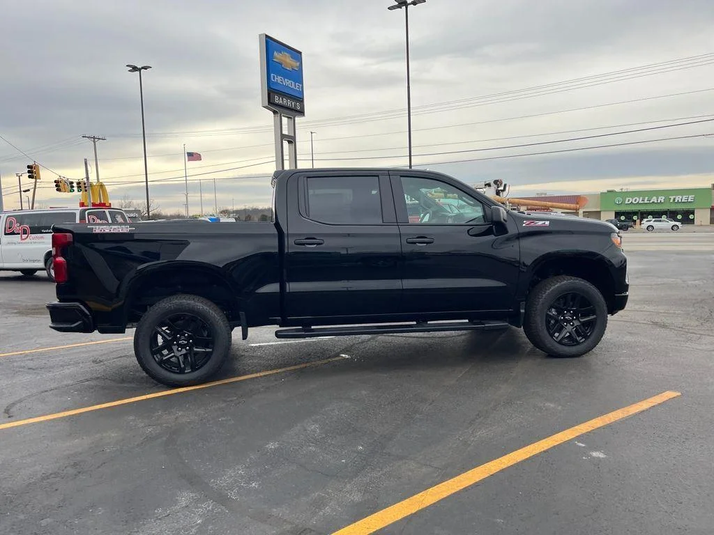 2026 Chevrolet Silverado 1500 Custom Trail Boss - Photo 6