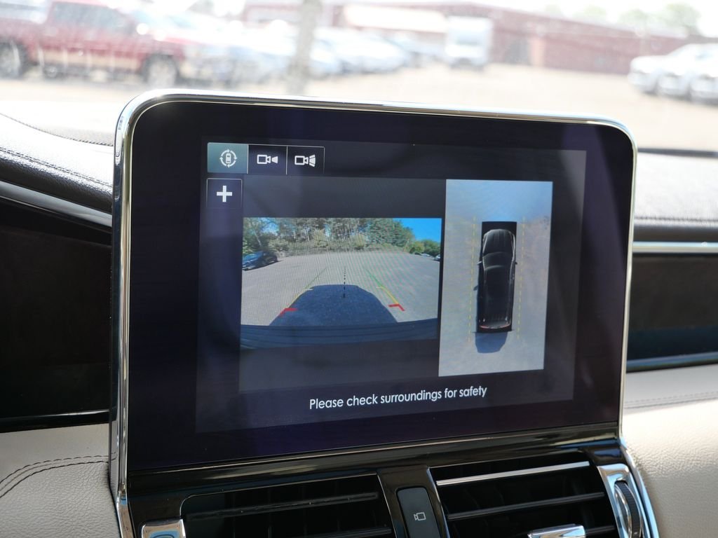 Certified Used 2019 Blue Lincoln Reserve image 27