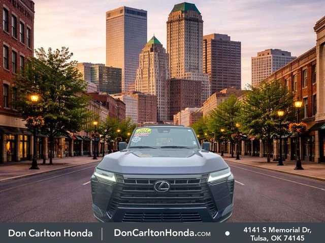Used 2024 Mica Lexus 550 Premium+ image 2