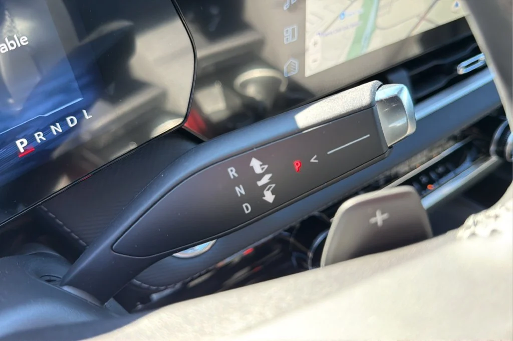 New 2027 Lakeshore Blue Metallic Chevrolet LT image 31