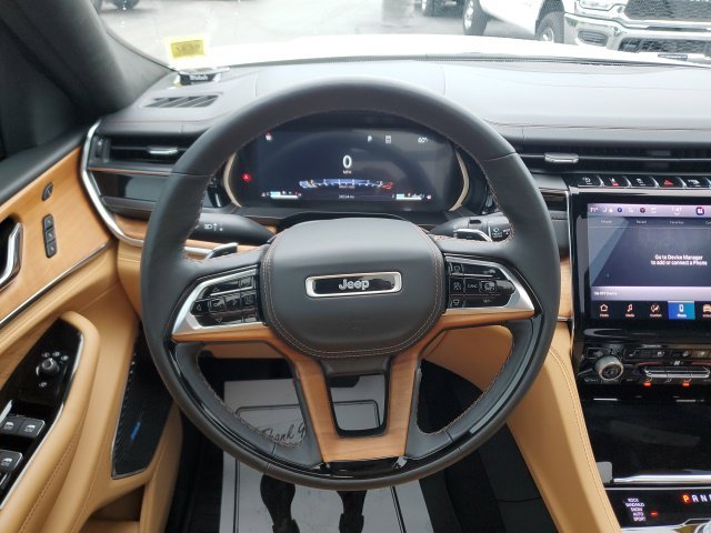 Used 2024 White Jeep Summit Reserve image 19