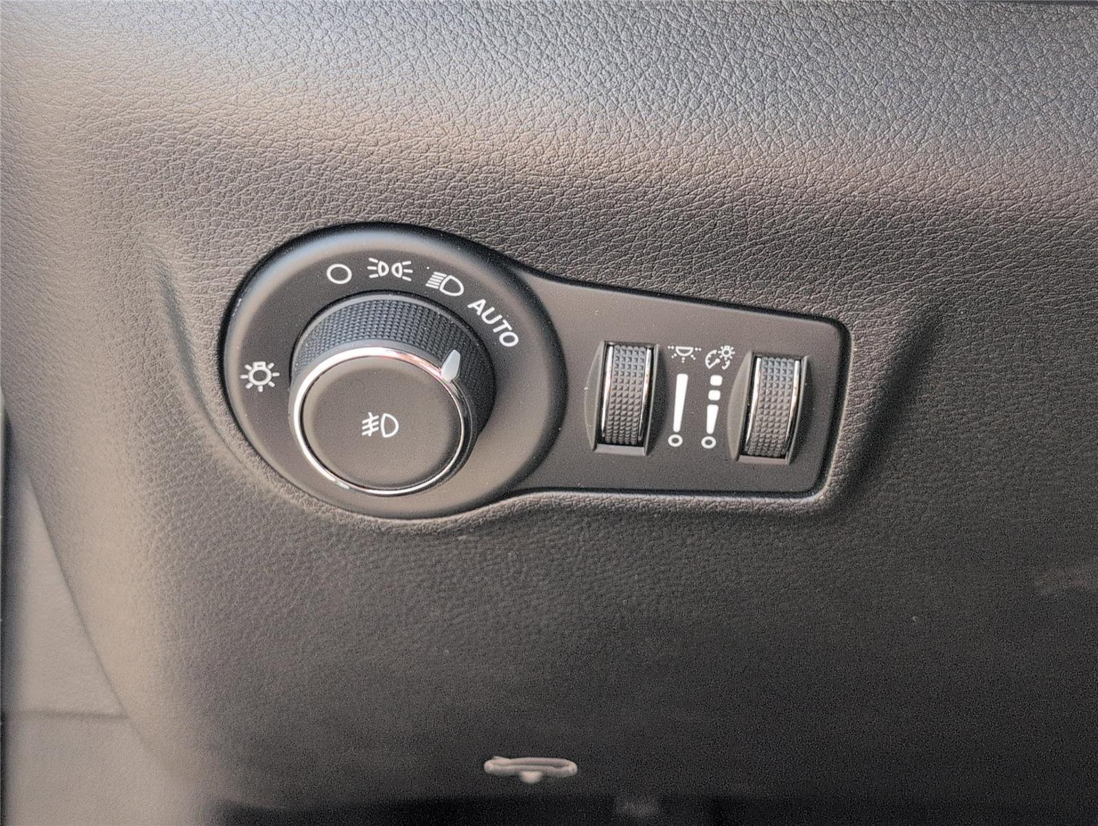 2025 Jeep Compass Trailhawk - Photo 23