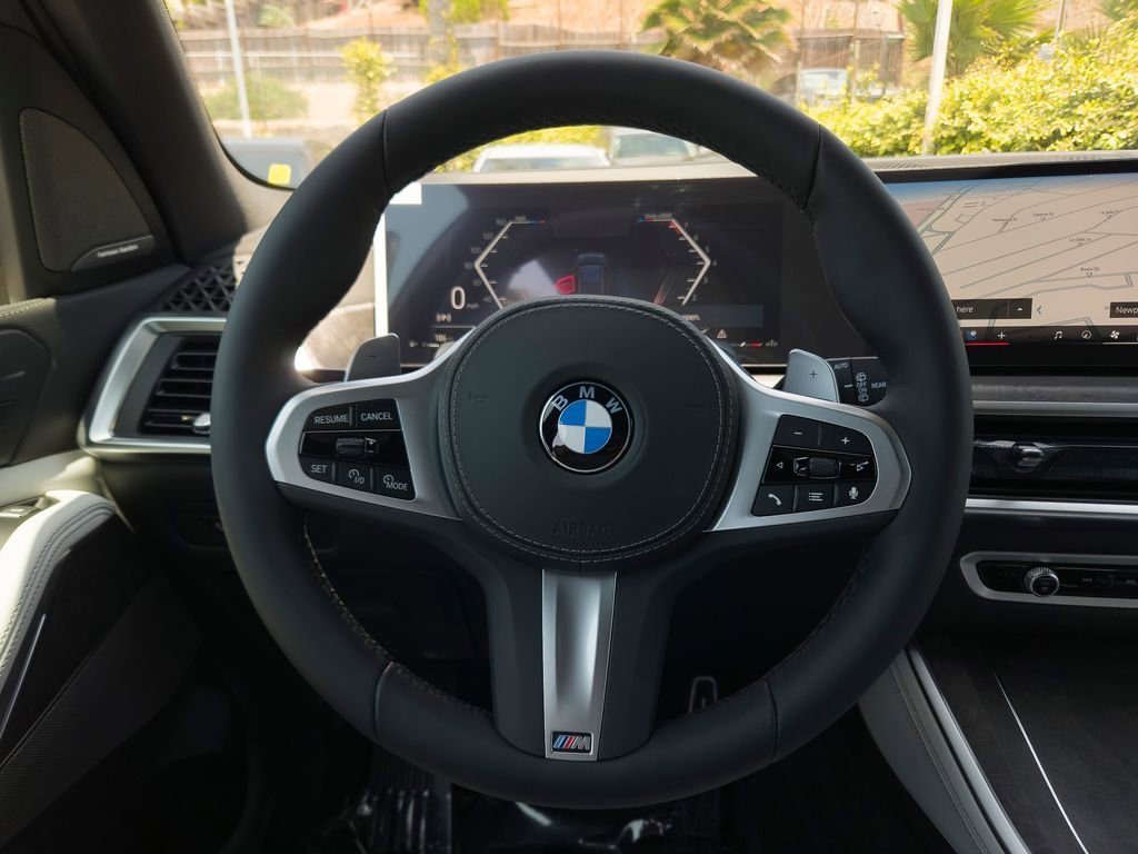 New 2026 Black Sapphire Metallic BMW xDrive40i image 13
