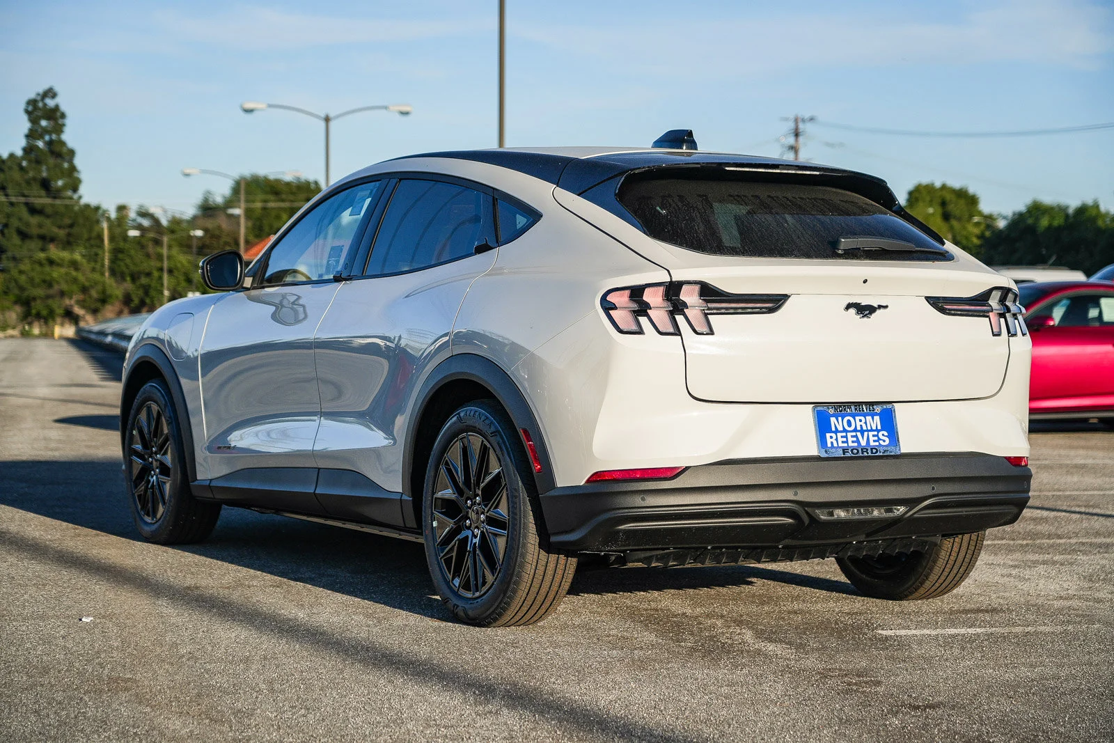 New 2026 Star White Metallic Tri-coat Ford Select image 8