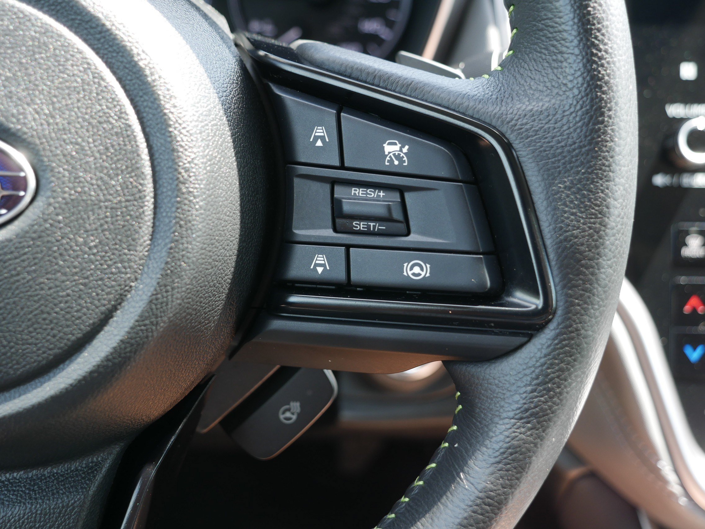 Used 2025 Magnetite Gray Metallic Subaru Onyx Edition image 30