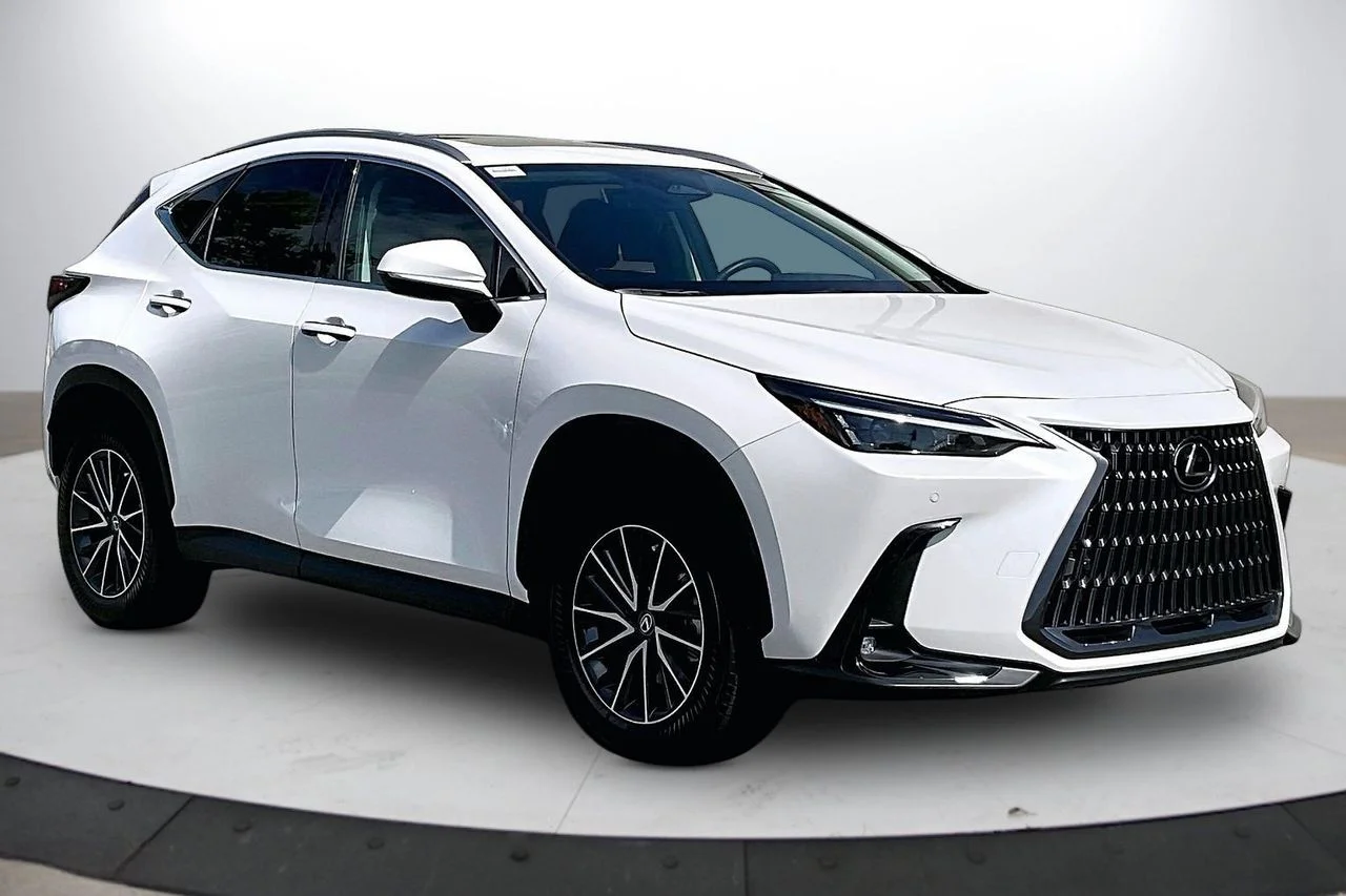 Used 2025 White Lexus 250 Premium image 2